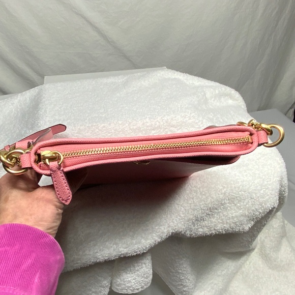 Coach Kitt Messenger CrossbodyBubblegum Pink CC526 - Picture 5 of 14